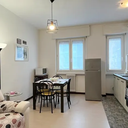 Apartment La Casa Di Ange - Affitti Brevi Italia Lecco